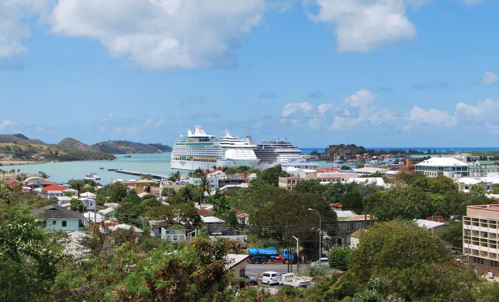 large cruise in Redcliffe Bay, Antigua and Barbuda