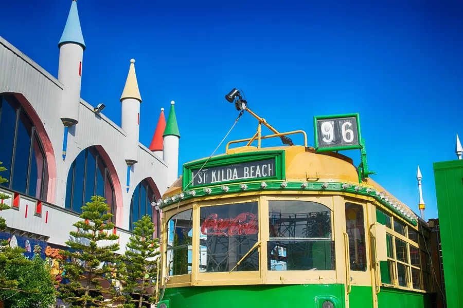 green yellow tram of Melbourne, Australia
