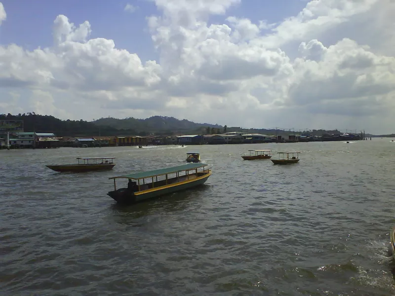 Boats in Lugu Lake, Brunei